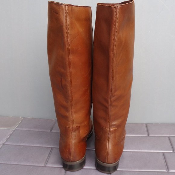 SIZE 6.5. NATURALIZER leather riding boots. - Picture 5 of 16